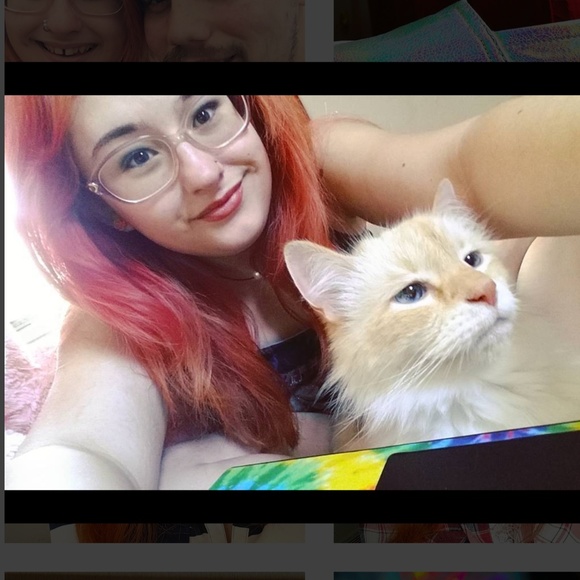 Meet your Posher, Kat - Picture 4 of 5